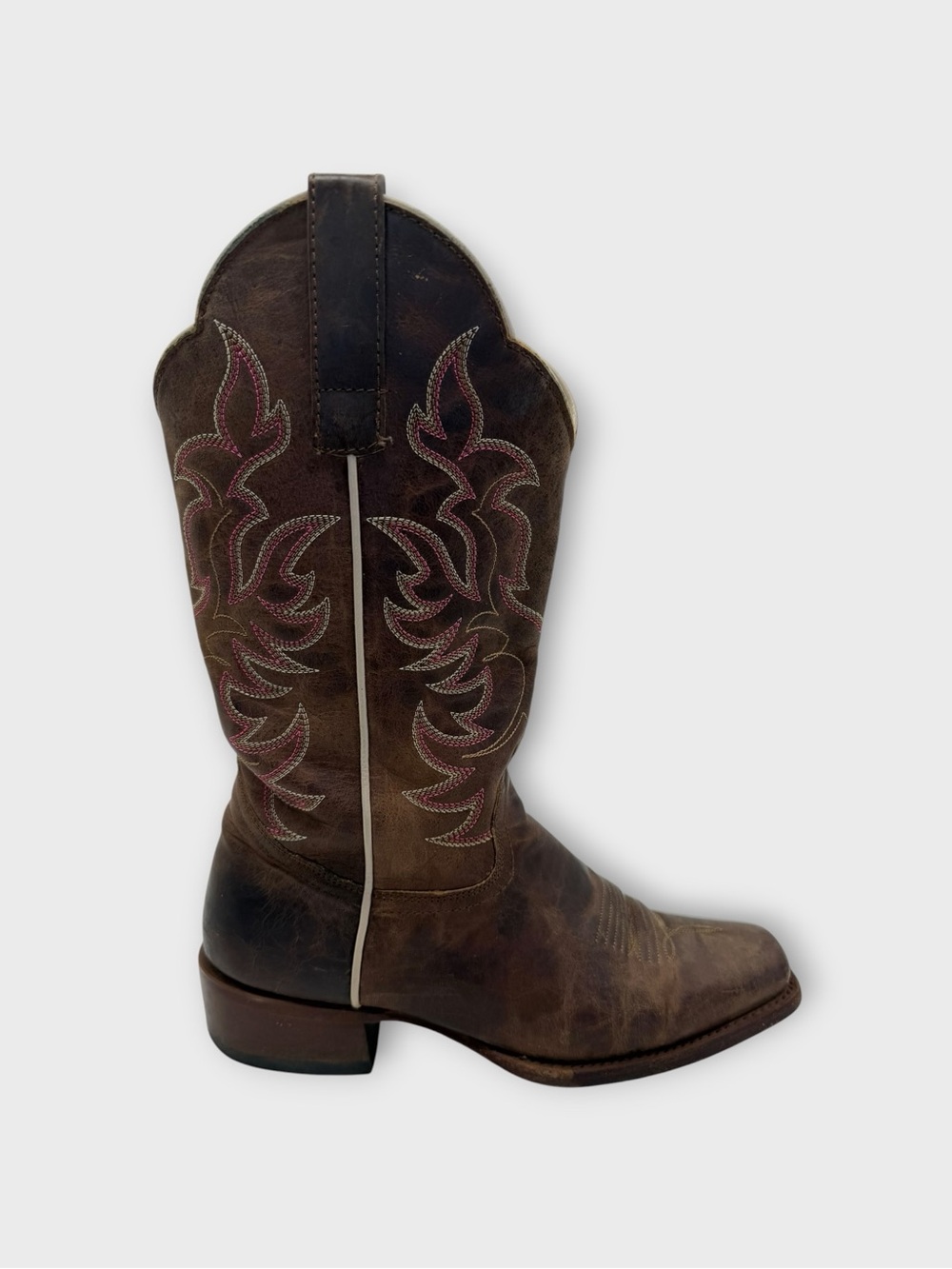 Shyanne Brown Leather Western Boots with Pink Stitching